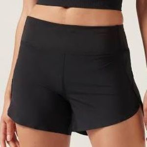Athleta Women’s Run With It 3” Shorts Black